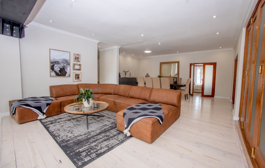 5 Bedroom Property for Sale in Nahoon Eastern Cape